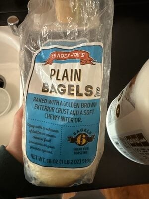 Trader Joe's Plain Bagels packaging
