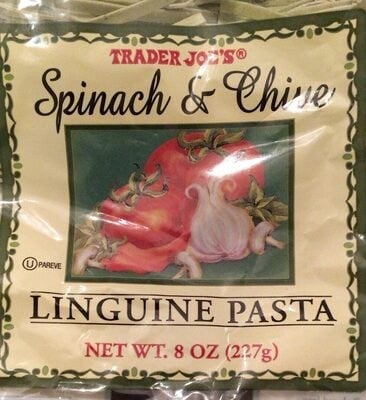 Trader Joe's Spinach & Chive Linguine Pasta packaging