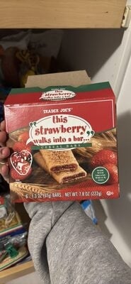 Trader Joe's This Strawberry Walks Into A Bar... Cereal Bars packaging