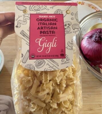 Trader Joe's Organic Italian Artisan Pasta Gigli packaging