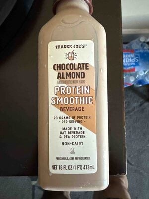 Trader Joe's Chocolate Almond Protein Smoothie Beverage package