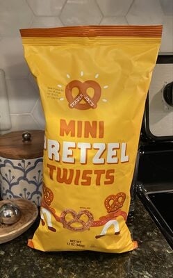 Trader Joe's Mini Retzel Twists packaging