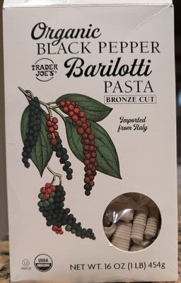 Trader Joe's Organic Black Pepper Barilotti Pasta Bronze Cut packaging
