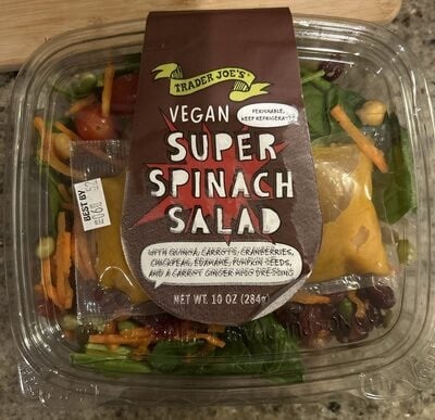 Trader Joe's Vegan Super Spinach Salad packaging
