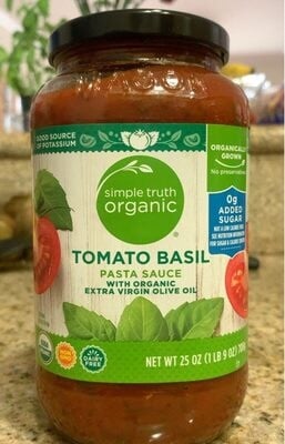 Simple Truth Tomato Basil Pasta Sauce packaging