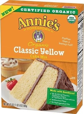 Annie's Organic Classic Yellow Cake Mix package