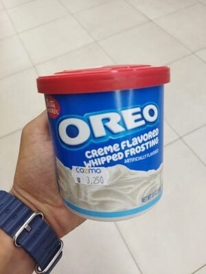 Betty Crocker Oreo Creme Flavored Whipped Frosting package