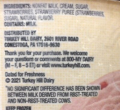 Turkey Hill All Natural Strawberries & Cream Ice Cream packaging