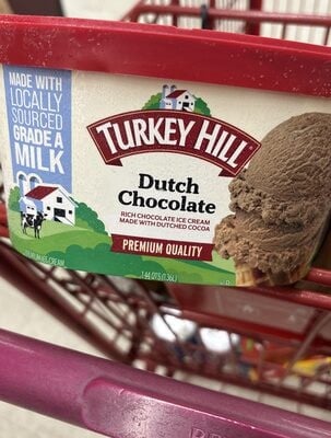 Turkey Hill Dutch Chocolate Premium Ice Cream package
