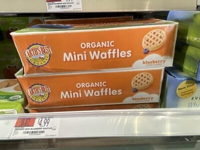 Earth's Best Organic Homestyle Organic Mini Pancakes packaging
