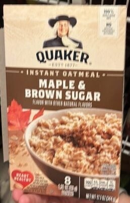 Quaker Maple & Brown Sugar Instant Oatmeal packaging