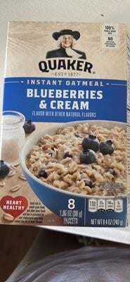 Quaker Blueberries & Cream Flavor Instant Oatmeal packaging