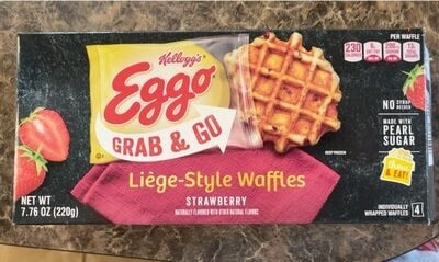 Eggo Strawberry Lige-Style Waffles package