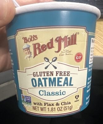 Bob's Red Mill Oatmeal Classic With Flax & Chia package