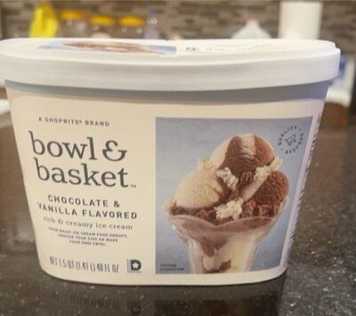 Shoprite Chocolate & Vanilla Flavored Rich & Creamy Ice Cream packaging