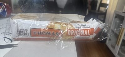 Thomas' Original Nooks & Crannies English Muffins package