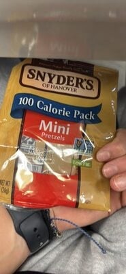 Snyders Of Hanover Mini Pretzels, 100 Calorie Individual Pack package