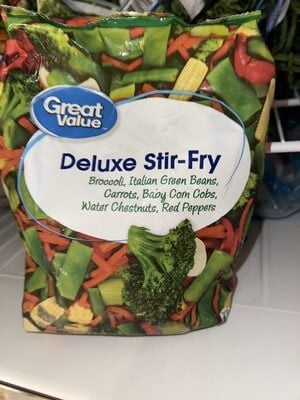 Great Value Deluxe Stir-Fry Broccoli, Italian Green Beans, Carrots, Baby Corn Cobs, Water Chestnuts, Red Bell Peppers package