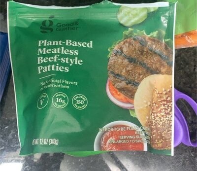 Good & Gather Beef-Style Meatless Griller Patties package