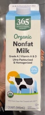 365 Organic Fat Free Milk, 1 Quart package