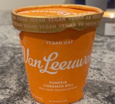 Van Leeuwen Pumpkin Cinnamon Roll Non-Dairy Frozen Dessert package