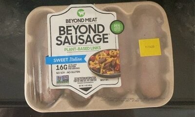 Beyond Meat Sweet Italian Style Beyond Sausage Plant-Based Links packaging